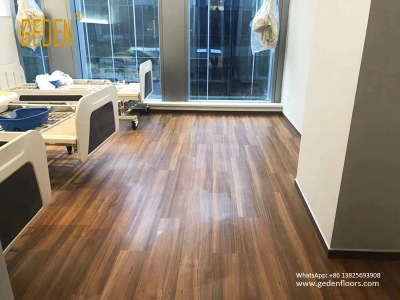 luxury vinyl wood plank flooring for hospital